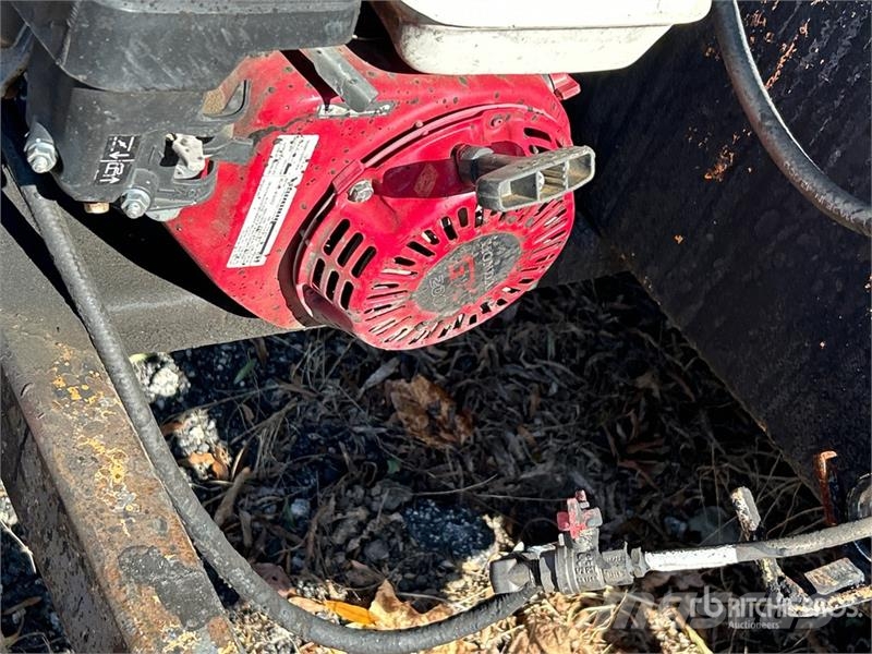 LeeBoy Towable Asphalt Sealcoating Trailer Tilbehør til asfaltmaskiner