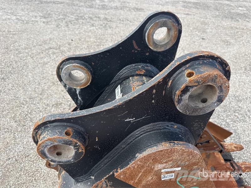 Lemac ECR145BKT24 24 in Digging Excavator Bucket Baldes