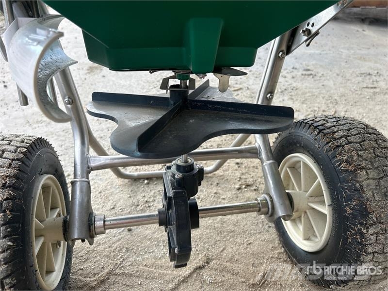 Lesco S/A 80 lb Fertilizer Spreader Prskalice đubriva