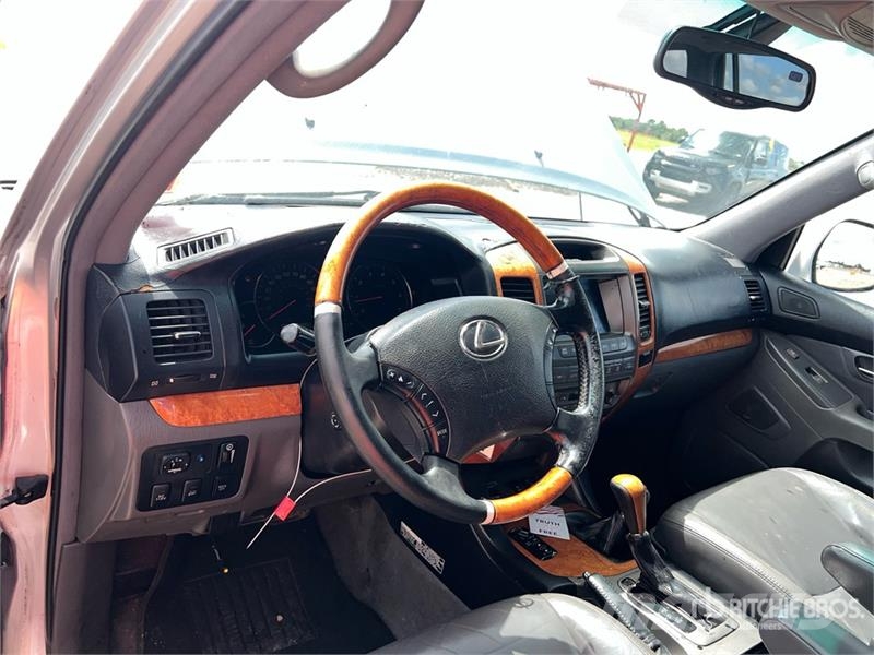 Lexus GX470 Kistehergépjárművek