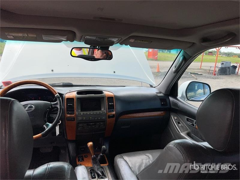 Lexus GX470 Kistehergépjárművek