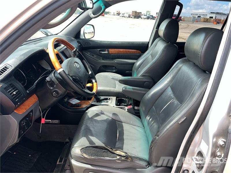 Lexus GX470 Kistehergépjárművek