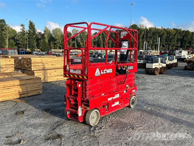 LGMG AS2632E Electric Scissor Lift Škarjaste dvižne ploščadi