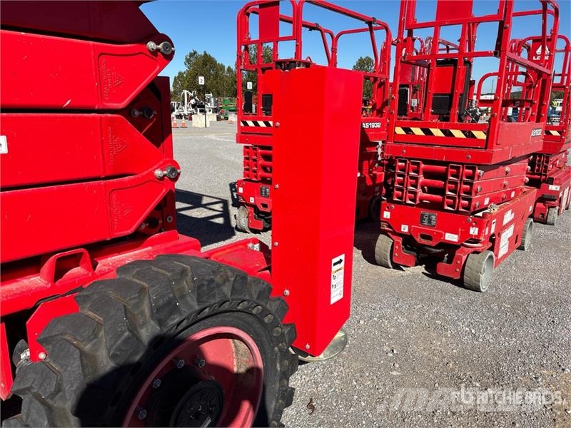 LGMG SR4390D 4x4 Diesel Scissor Lift Platforme foarfeca
