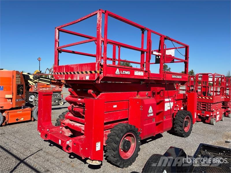 LGMG SR4390D 4x4 Diesel Scissor Lift Platforme foarfeca