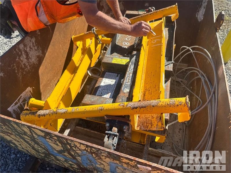 Lifting device for forklift Autres accessoires et composants