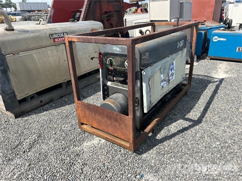 Lincoln 300D Welding Equipment