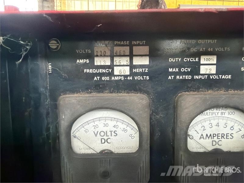 Lincoln 600 A Skid-Mounted Multi-Process Electric Welder Suvirinimo technika