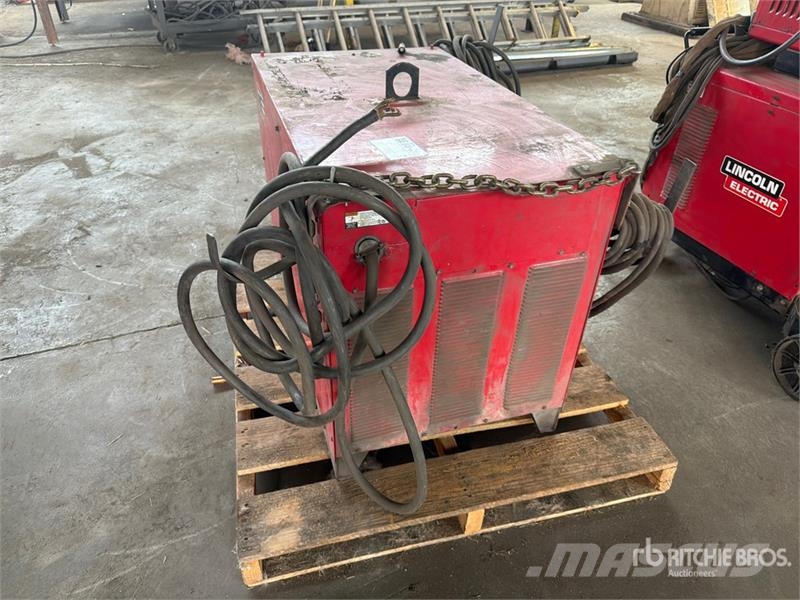 Lincoln 600 A Skid-Mounted Multi-Process Electric Welder Suvirinimo technika