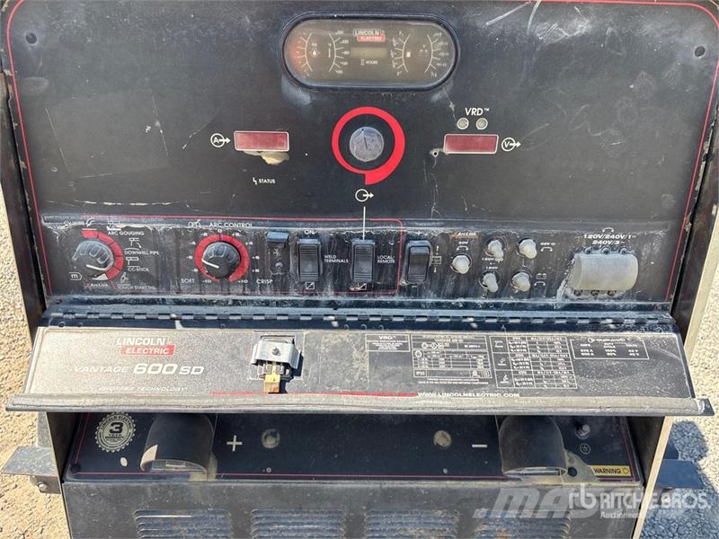Lincoln Electric Electric Vantage 600 SD 600 A Mobile Mult Welding Equipment