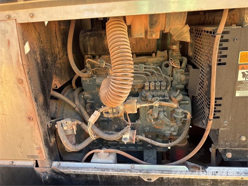 Lincoln Electric Electric Vantage 300 400 A Mobile Engine Svářecí stroje