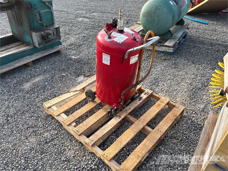 Lincoln Industrial 3635 24 gal Outros componentes