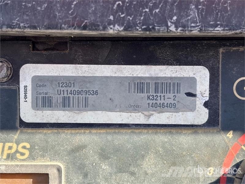 Lincoln K3211-2 450 A Skid-Mounted Multi-Process Engine Dr Svářecí stroje