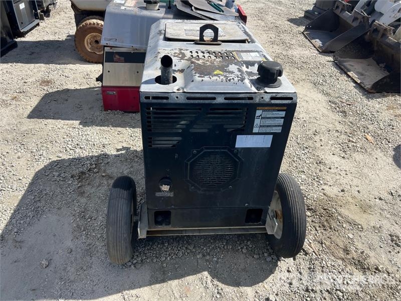 Lincoln K4783-2 330 A Multi-Process Engine Driven Welder Keevitusagregaadid