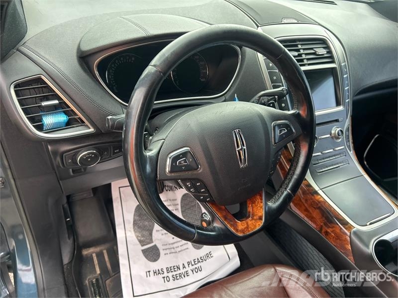 Lincoln MKX Masini