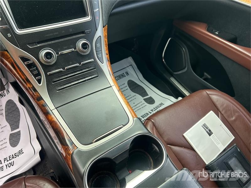 Lincoln MKX Masini