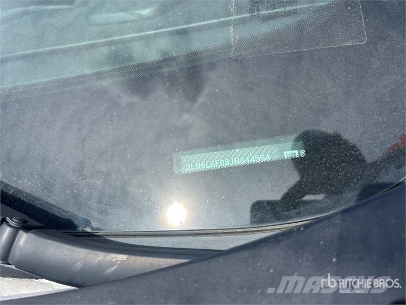 Lincoln MKZ Automašīnas
