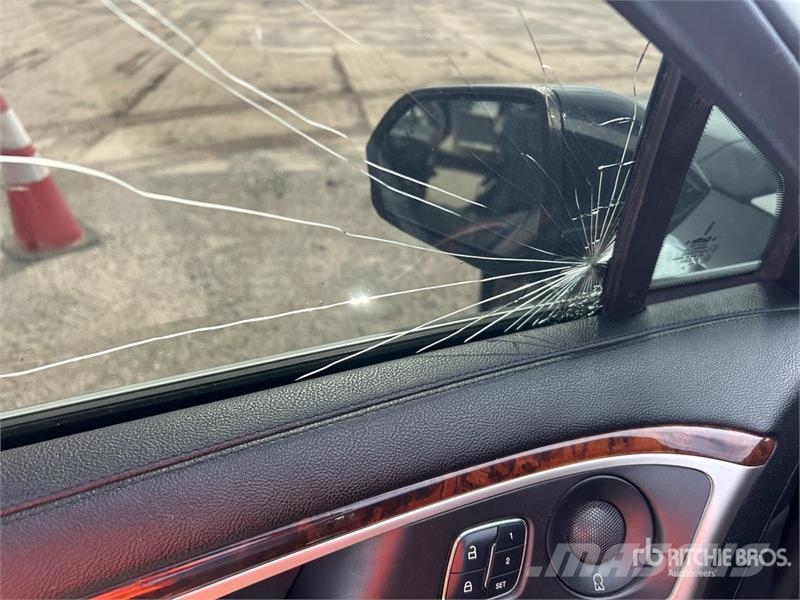 Lincoln MKZ Automašīnas
