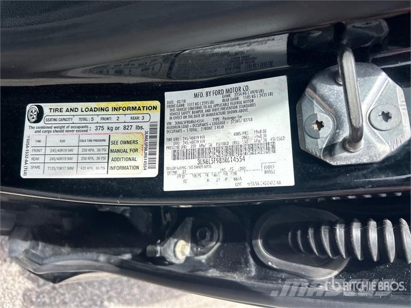 Lincoln MKZ Automašīnas