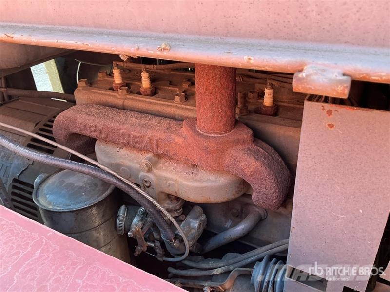 Lincoln of (2) Lincoln 200 A Stick Engine Driven Welder (I Welding Equipment