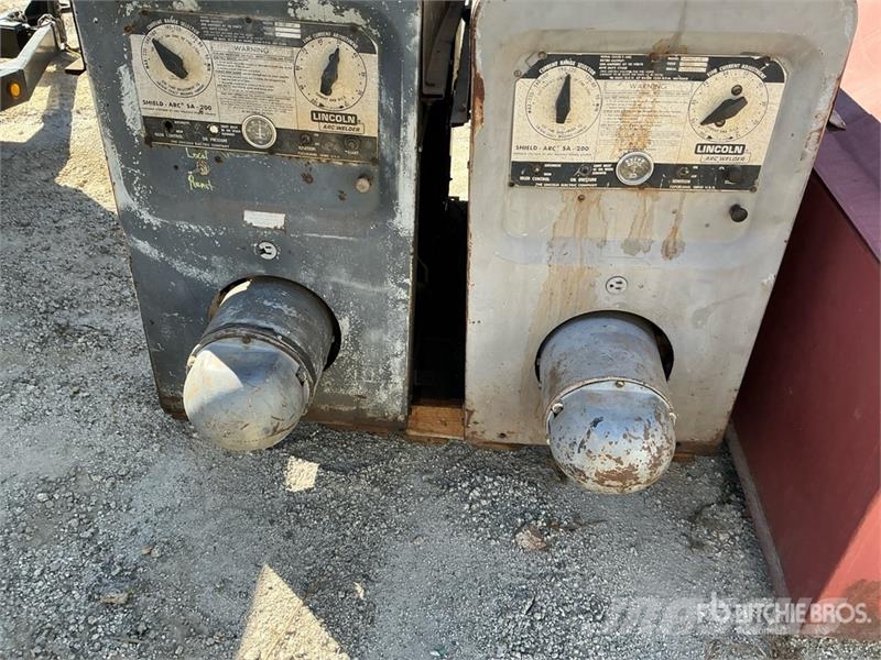 Lincoln of (2) Lincoln 200 A Stick Engine Driven Welder (I Welding Equipment