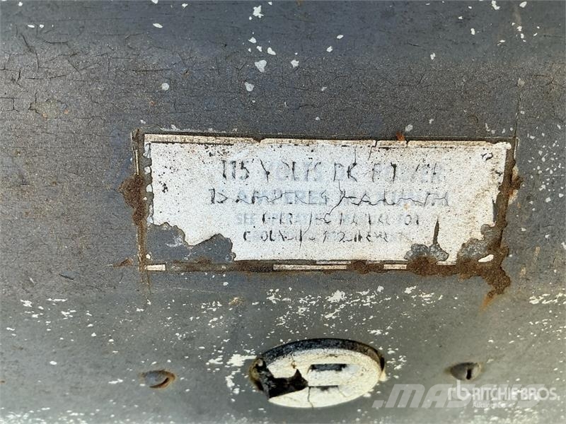 Lincoln of (2) Lincoln 200 A Stick Engine Driven Welder (I Welding Equipment