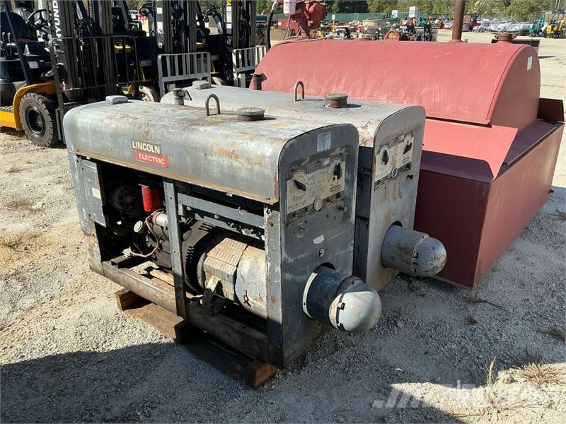 Lincoln of (2) Lincoln 200 A Stick Engine Driven Welder (I Welding Equipment
