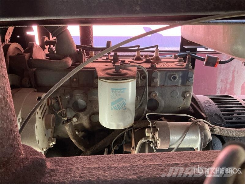 Lincoln of (2) Lincoln 200 A Stick Engine Driven Welder (I Welding Equipment
