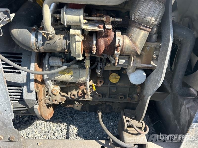 Lincoln of Lincoln SAE-500 500 A Skid-Mounted Stick Engine Welding Equipment