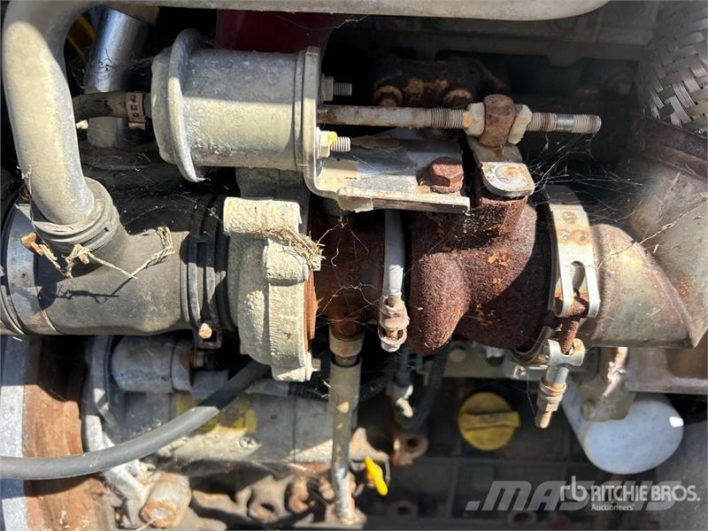 Lincoln SAE-500 500 A Skid-Mounted Stick Engine Driven Wel Заваряващи машини