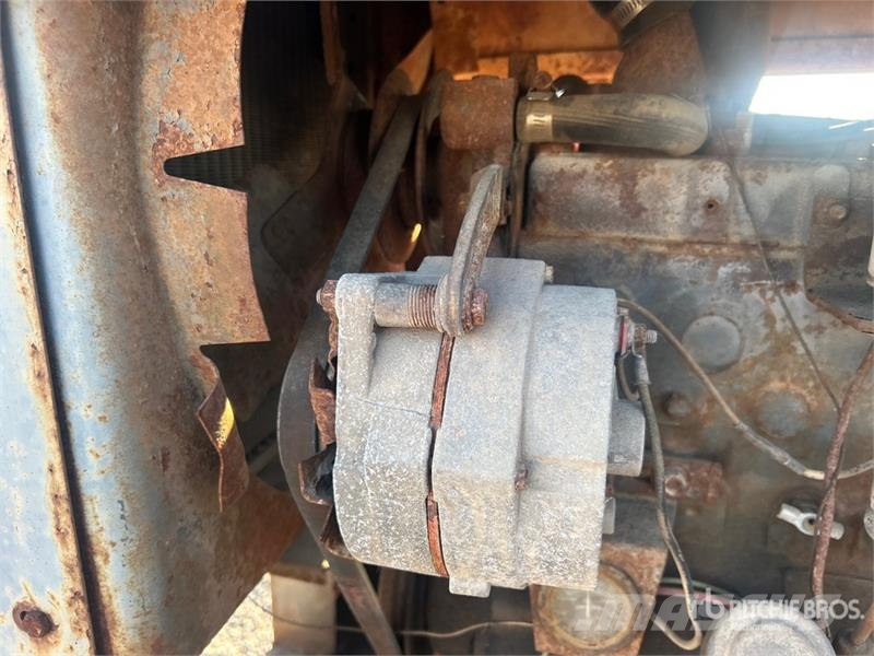 Lincoln Skid-Mounted Stick Engine Driven Welder (Inoperabl Aparati za zavarivanje