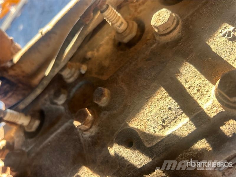 Lincoln Skid-Mounted Stick Engine Driven Welder (Inoperabl Aparati za zavarivanje