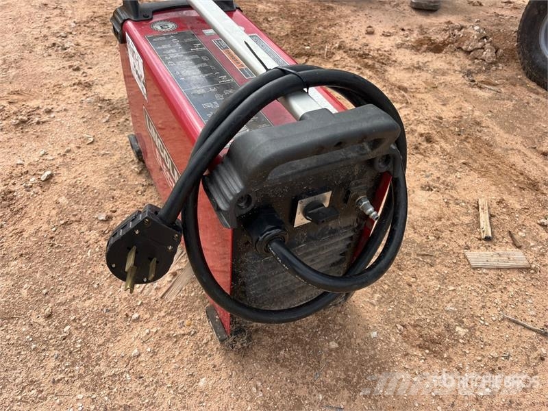 Lincoln Tomahawk 60 A Plasma Cutter Heggesztő berendezések