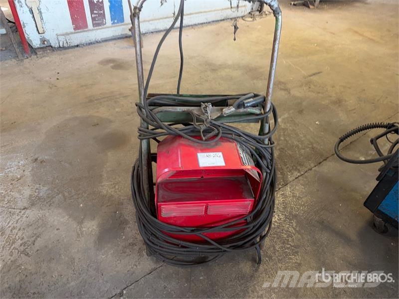 Lincon Electric AC-225 250 A Mobile Stick Electric Zváracie stroje
