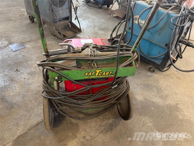 Lincon Electric AC-225 250 A Mobile Stick Electric Zváracie stroje