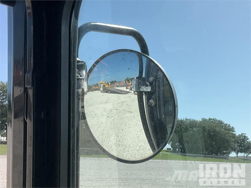Link-Belt 145X4LC Tracked Excavator Гусеничные экскаваторы