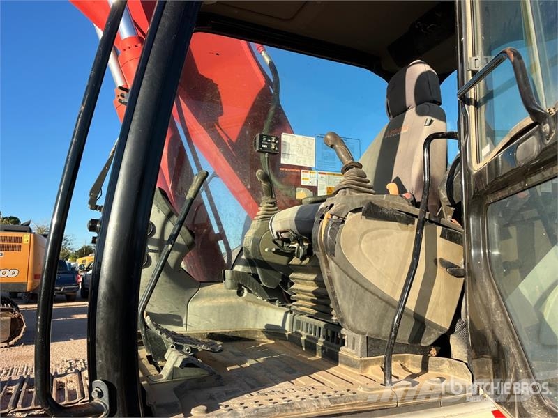 Link-Belt 210LX Tracked Excavator Bandgrävare