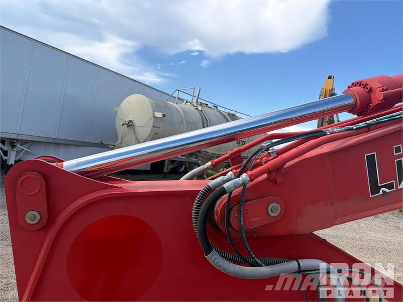 Link-Belt 210X4EX Tracked Excavator Kāpurķēžu ekskavatori