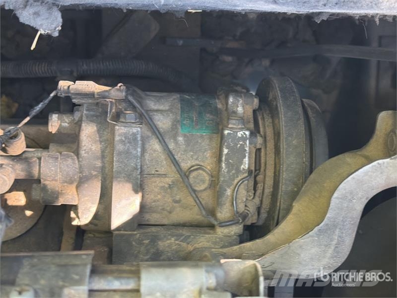 Link-Belt 240 LX Tracked Excavator Telakaivukoneet