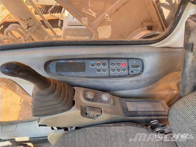 Link-Belt 240 LX Tracked Excavator Telakaivukoneet