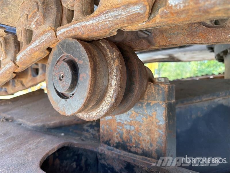 Link-Belt 240 LX Tracked Excavator Telakaivukoneet