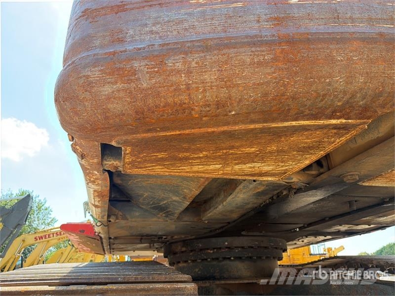 Link-Belt 240 LX Tracked Excavator Telakaivukoneet