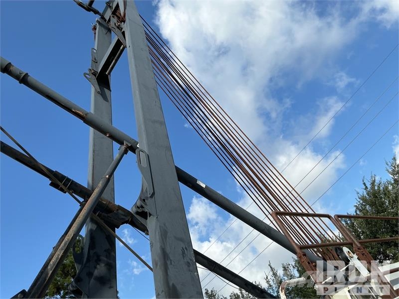 Link-Belt 248 Hylab 5 200 ton Lattice-Boom Crawler Crane (In Vikšriniai kranai