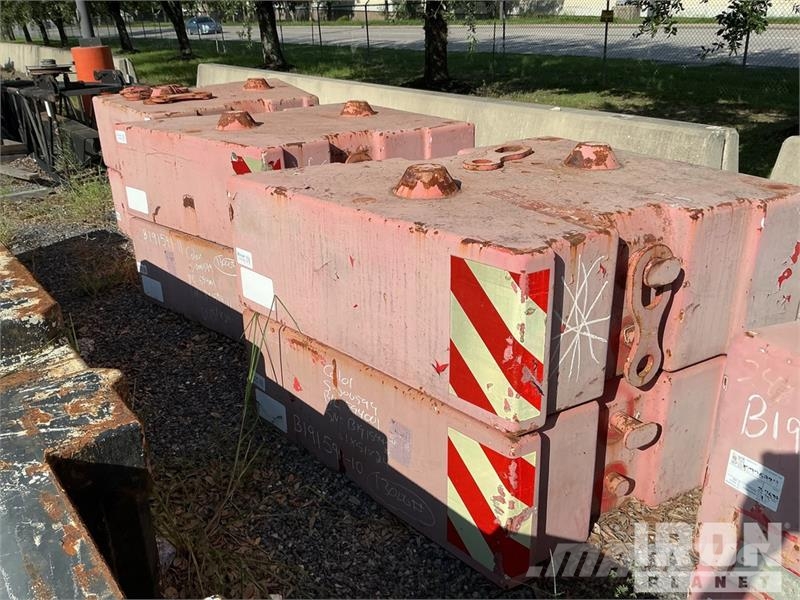 Link-Belt 248 Hylab 5 200 ton Lattice-Boom Crawler Crane (In Vikšriniai kranai
