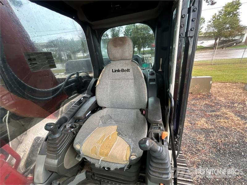Link-Belt 250X3LF Long Reach Tracked Excavator Lánctalpas kotrók