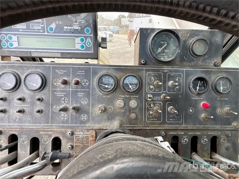 Link-Belt HSP-8050 50 ton 4x4 Rough Terrain Crane автокрани всюдиходи
