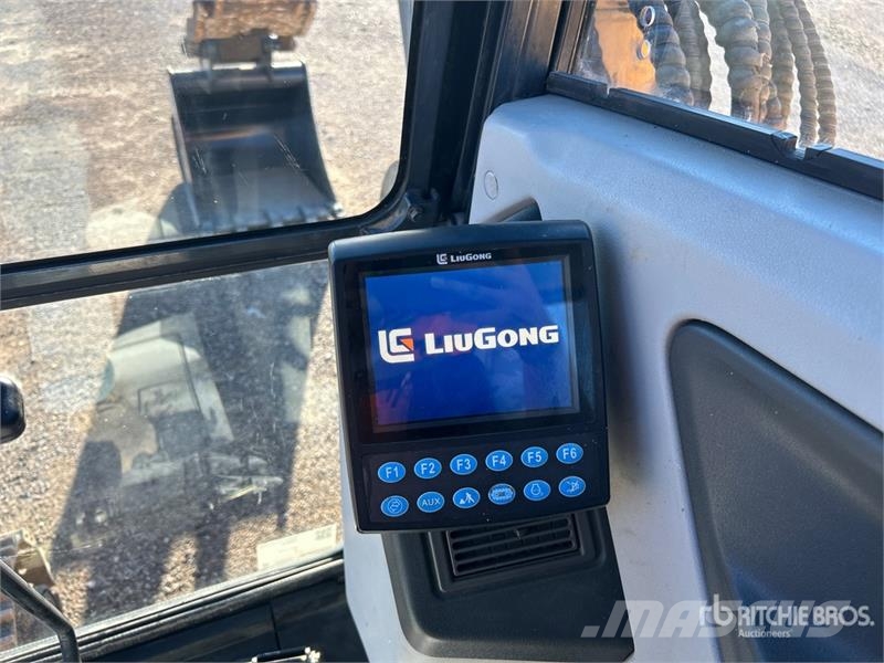 LiuGong CLG900 Tracked Excavator Rupsgraafmachines