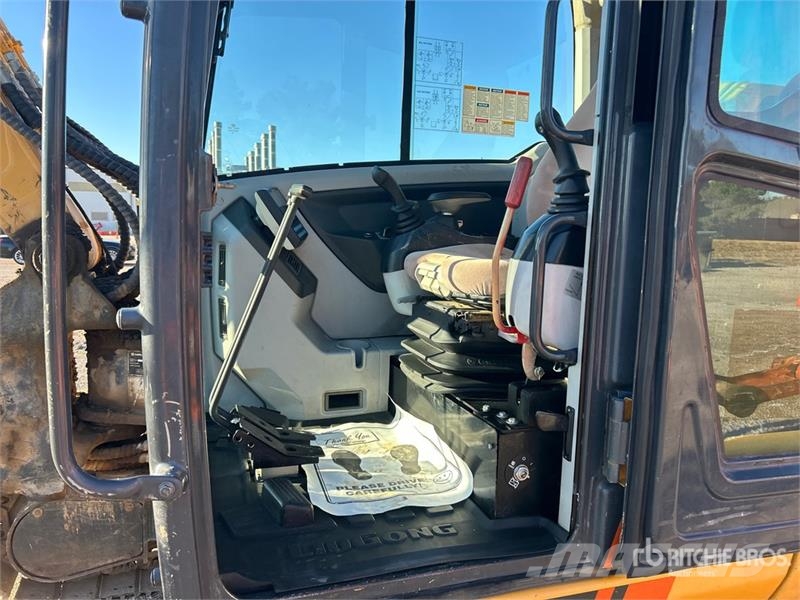LiuGong CLG900 Tracked Excavator Rupsgraafmachines