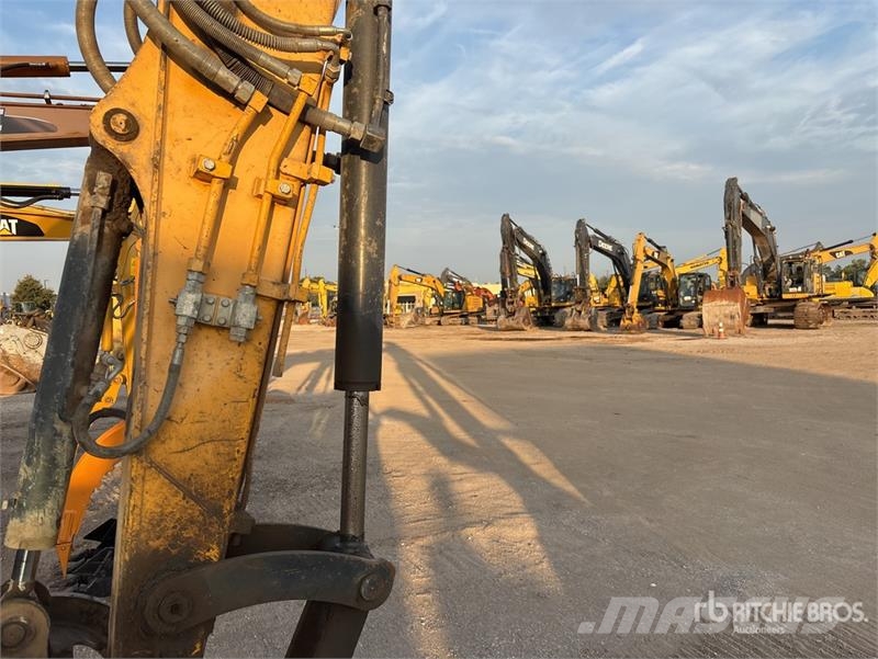 LiuGong CLG900 Tracked Excavator Gravemaskiner på larvebånd