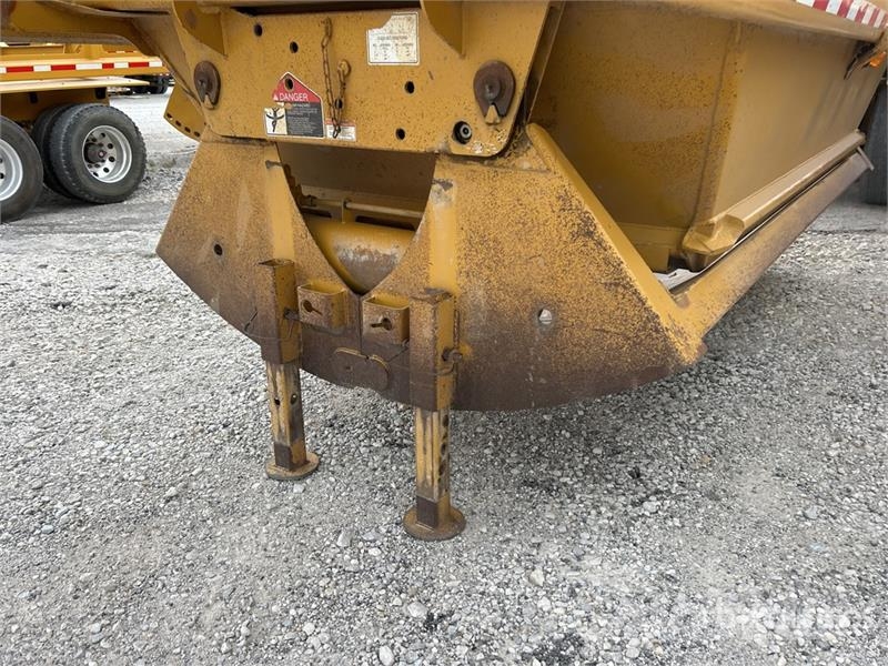 Load King 2060-40-2HD 40 ft T/A Belly Dump Trailer (Inoperab Bañeras